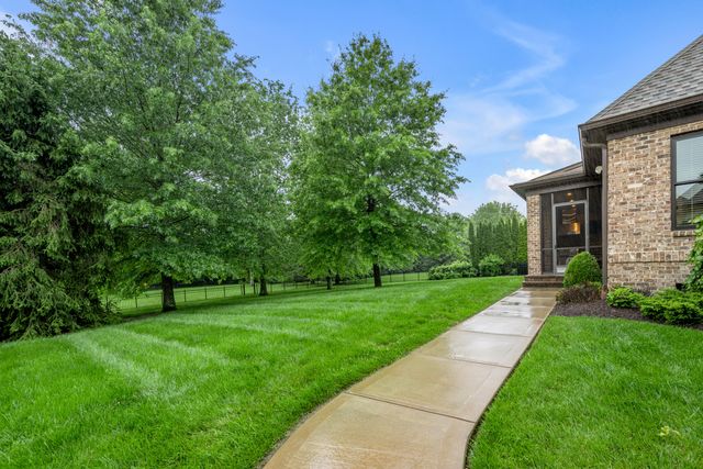 2928 Bobwhite Trail, Lexington, KY 40509