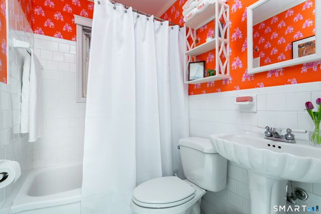 385 Samp Mortar Drive, Fairfield, CT 06824