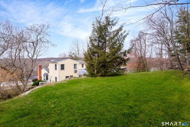 385 Samp Mortar Drive, Fairfield, CT 06824