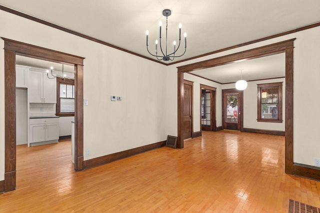 1016 W COMMERCIAL STREET, Appleton, WI 54914