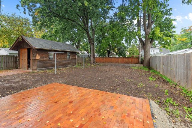 1016 W COMMERCIAL STREET, Appleton, WI 54914