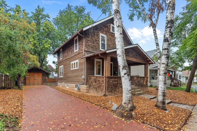1016 W COMMERCIAL STREET, Appleton, WI 54914