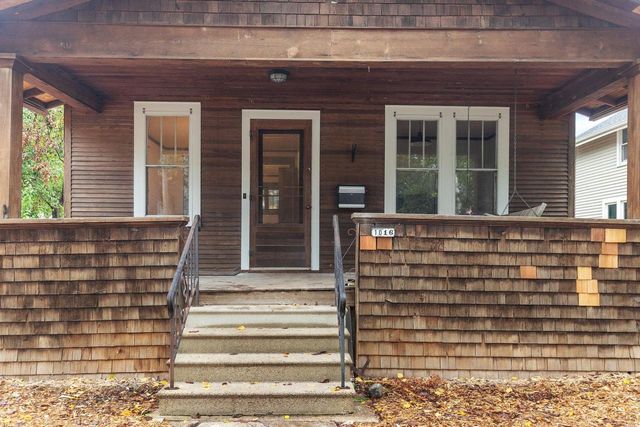 1016 W COMMERCIAL STREET, Appleton, WI 54914