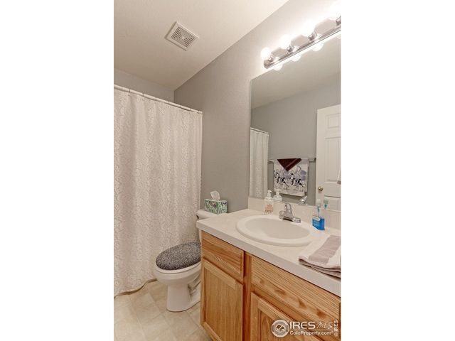 3757 Settler Ridge Dr, Mead, CO 80542