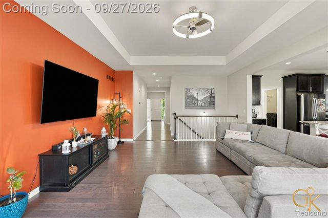 49532 Hancock Street, Canton, MI 48188
