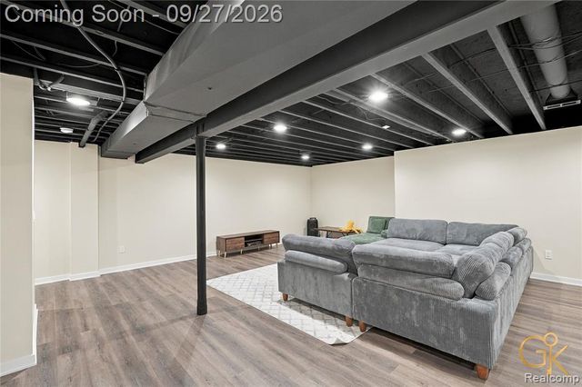 49532 Hancock Street, Canton, MI 48188