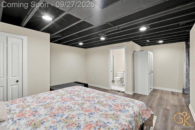 49532 Hancock Street, Canton, MI 48188