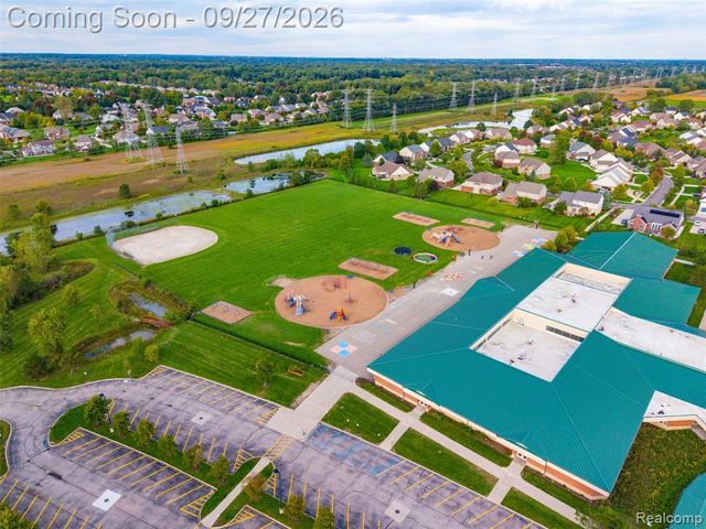49532 Hancock Street, Canton, MI 48188