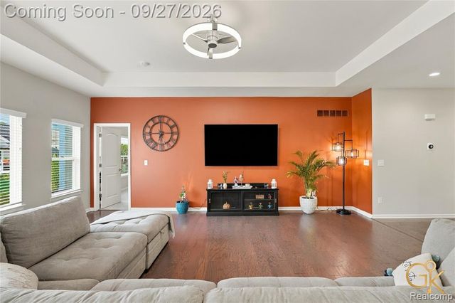 49532 Hancock Street, Canton, MI 48188