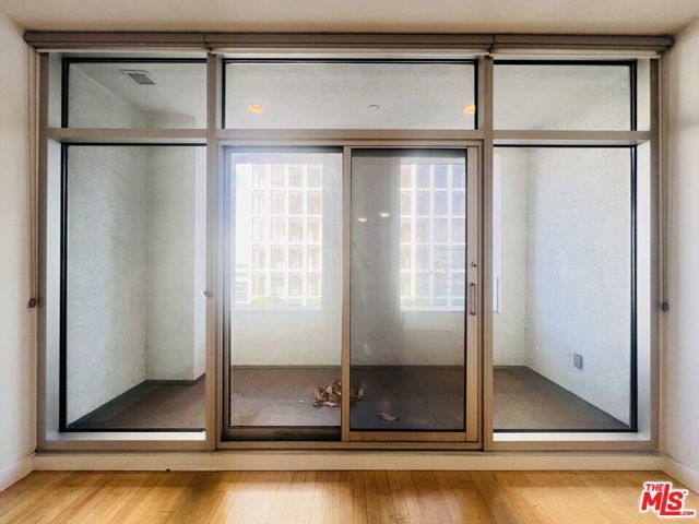 3810 Wilshire Boulevard 303, Los Angeles, CA 90010