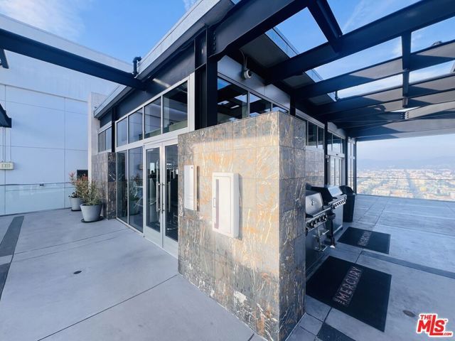 3810 Wilshire Boulevard 303, Los Angeles, CA 90010