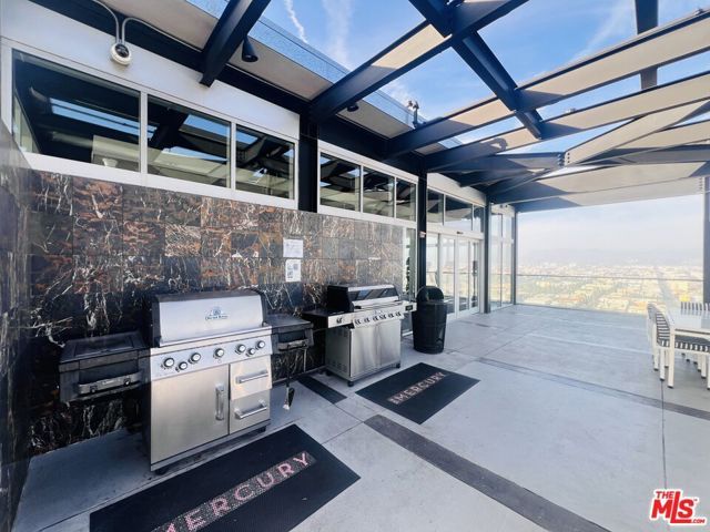 3810 Wilshire Boulevard 303, Los Angeles, CA 90010