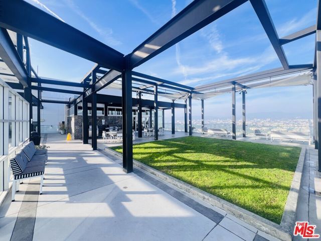 3810 Wilshire Boulevard 303, Los Angeles, CA 90010