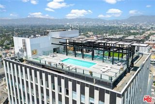 3810 Wilshire Boulevard 303, Los Angeles, CA 90010
