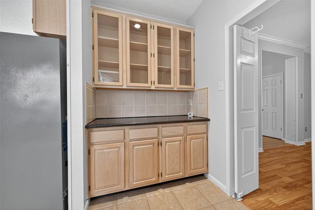 5002 Echo Falls Drive, Houston, TX 77345