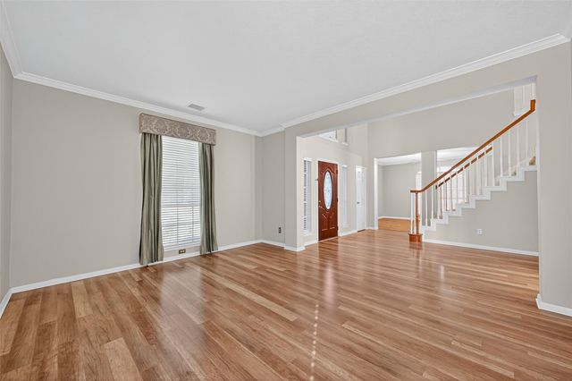 5002 Echo Falls Drive, Houston, TX 77345