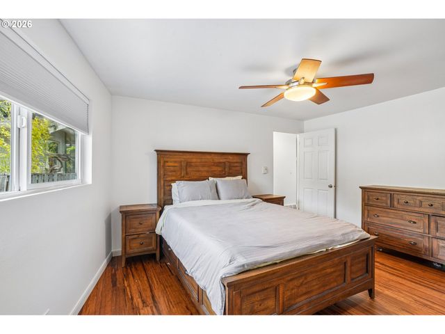 821 Se BUSH St, Portland, OR 97202
