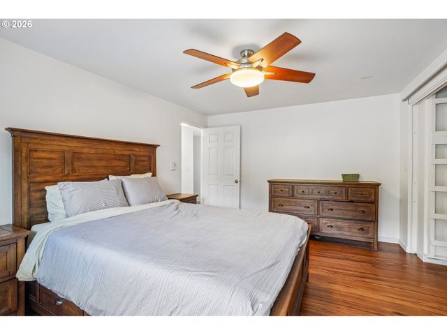 821 Se BUSH St, Portland, OR 97202
