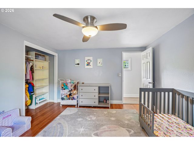 821 Se BUSH St, Portland, OR 97202