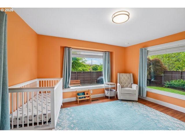 821 Se BUSH St, Portland, OR 97202