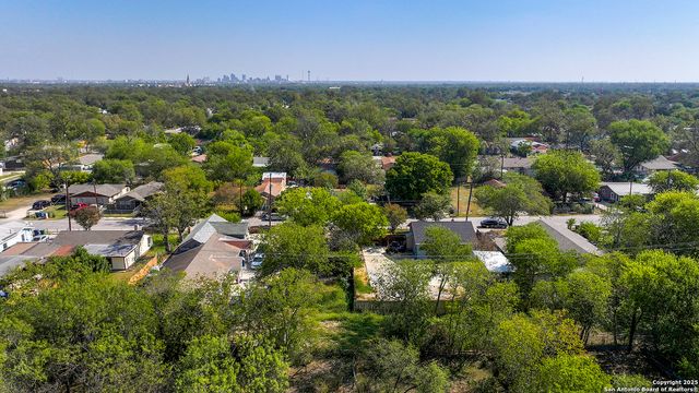 823 Romero, San Antonio, TX 78237