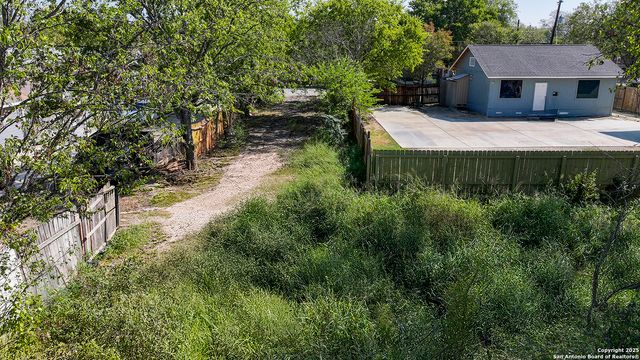 823 Romero, San Antonio, TX 78237