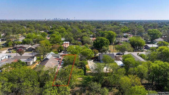 823 Romero, San Antonio, TX 78237