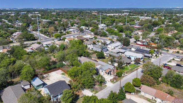 823 Romero, San Antonio, TX 78237