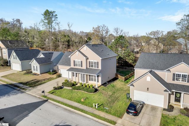 325 Stillwater Court, Simpsonville, SC 29681