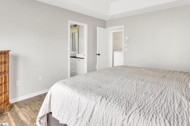 325 Stillwater Court, Simpsonville, SC 29681