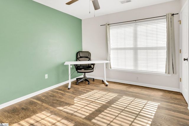 325 Stillwater Court, Simpsonville, SC 29681