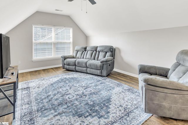 325 Stillwater Court, Simpsonville, SC 29681