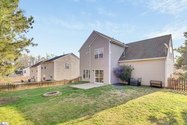 325 Stillwater Court, Simpsonville, SC 29681