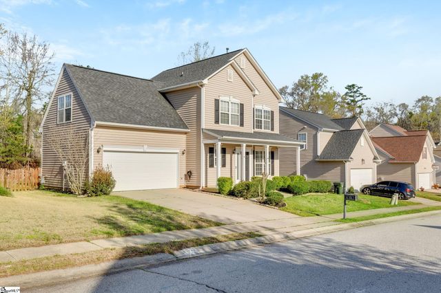 325 Stillwater Court, Simpsonville, SC 29681