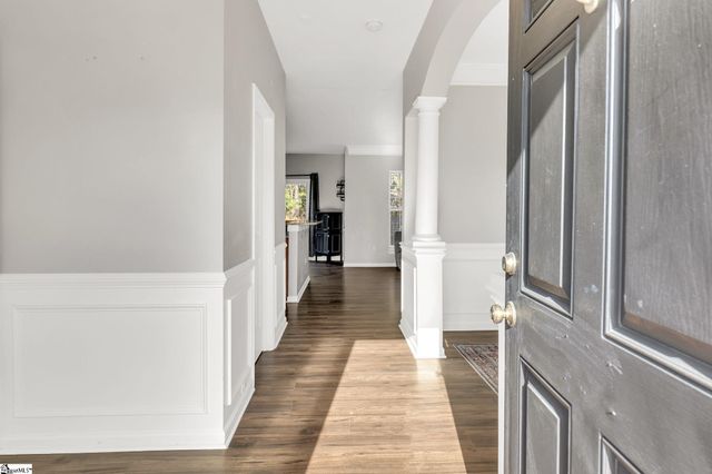 325 Stillwater Court, Simpsonville, SC 29681