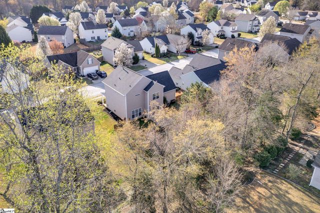 325 Stillwater Court, Simpsonville, SC 29681