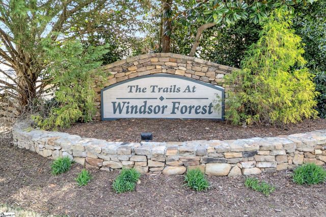 325 Stillwater Court, Simpsonville, SC 29681