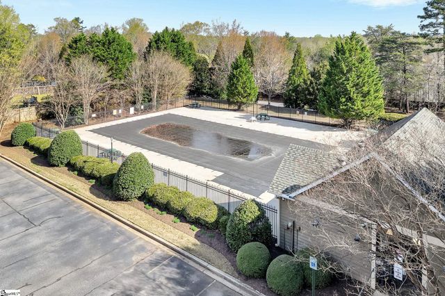 325 Stillwater Court, Simpsonville, SC 29681