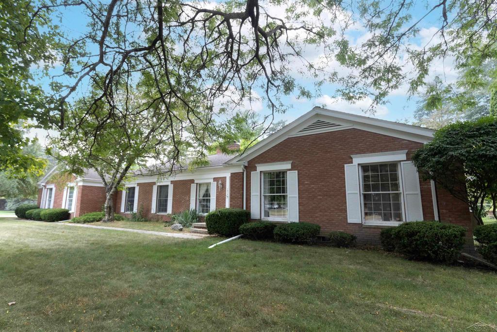 1019 Hemmeter Street, Saginaw, MI 48638