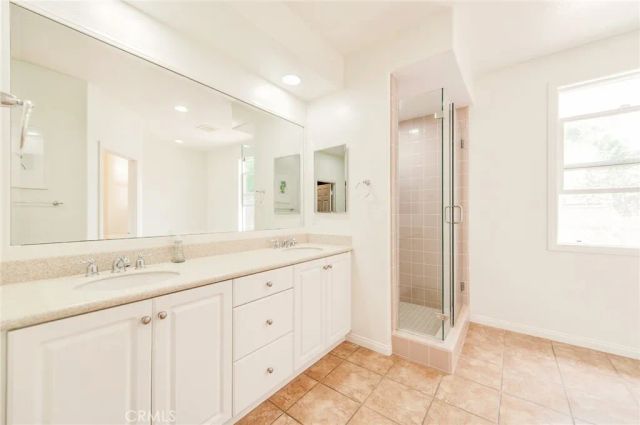36 Trailing Ivy, Irvine, CA 92620