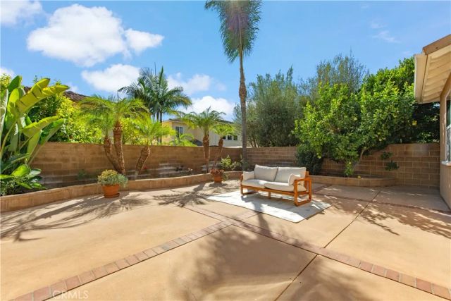 36 Trailing Ivy, Irvine, CA 92620