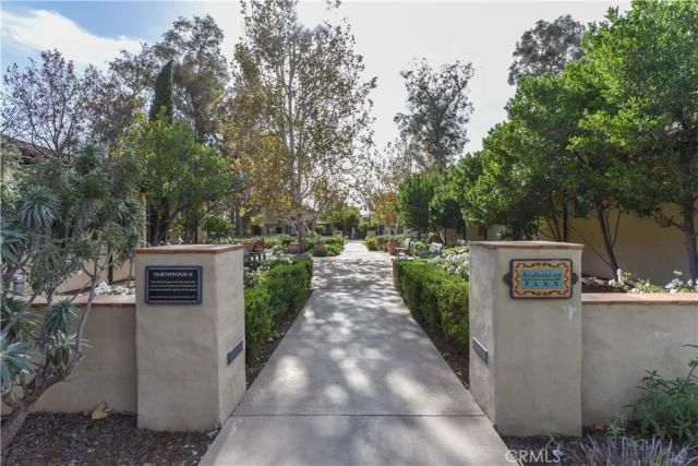 36 Trailing Ivy, Irvine, CA 92620