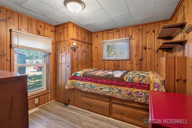 11737 W Carson City Road, Greenville, MI 48838