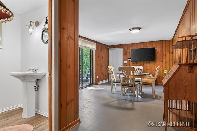 11737 W Carson City Road, Greenville, MI 48838