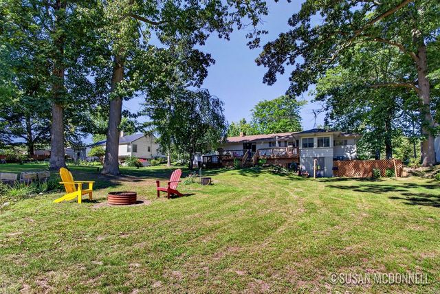 11737 W Carson City Road, Greenville, MI 48838