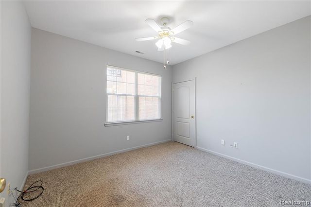 23030 Williamsburg Circle 15, Woodhaven, MI 48183