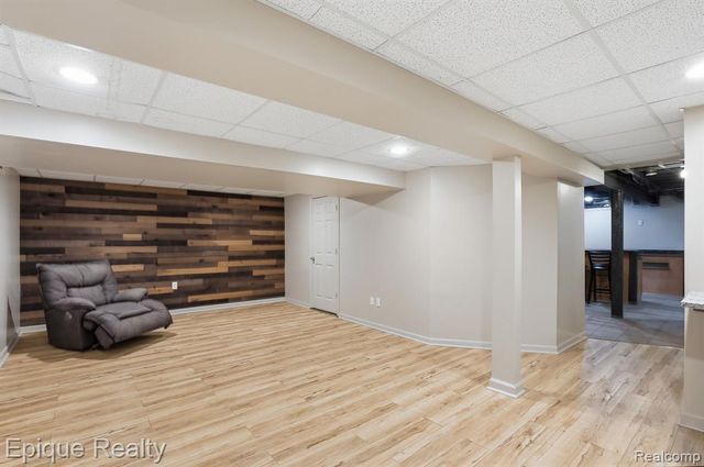 21370 Carlton Drive, Macomb, MI 48044