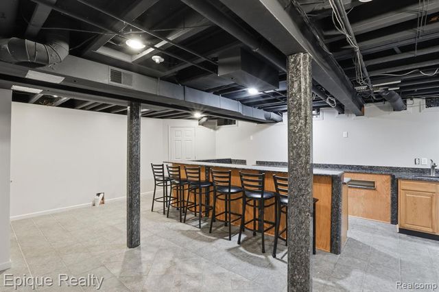 21370 Carlton Drive, Macomb, MI 48044