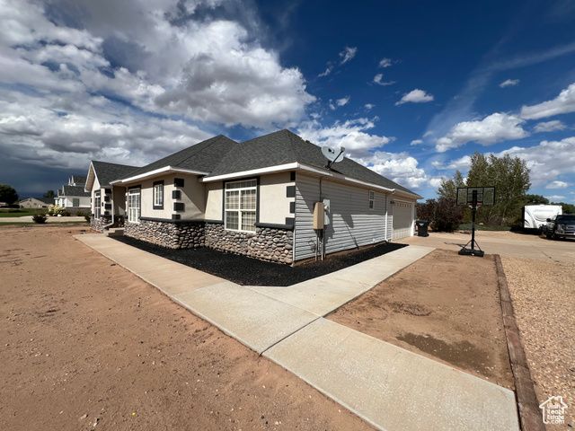 207 S STONEGATE DR, Roosevelt, UT 84066
