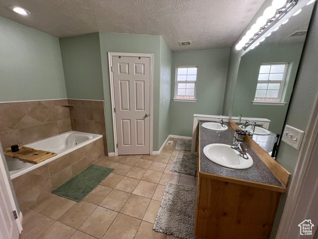 207 S STONEGATE DR, Roosevelt, UT 84066